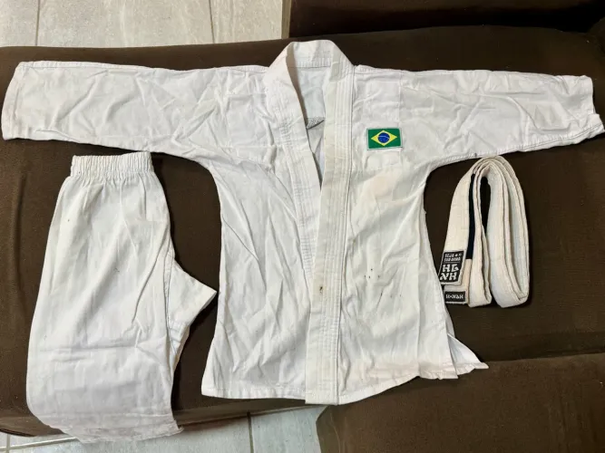 Kimono infantil
