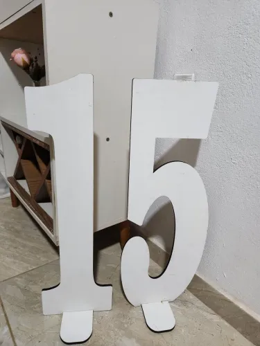 Números em MDF