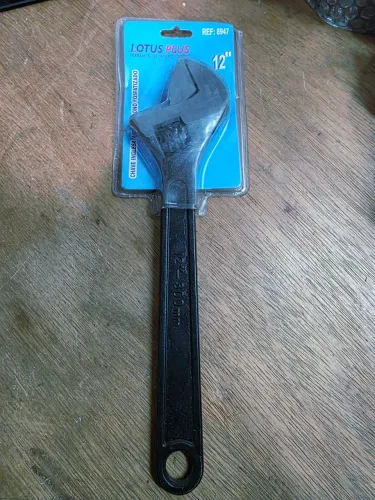 Chave Inglesa 12" Aço Carbono Fosfatizado Lótus Plus 