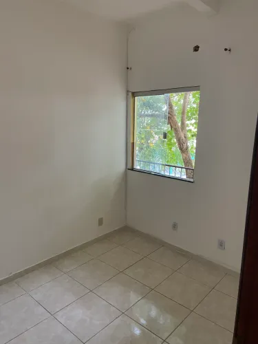 Alugo excelente kitnet
