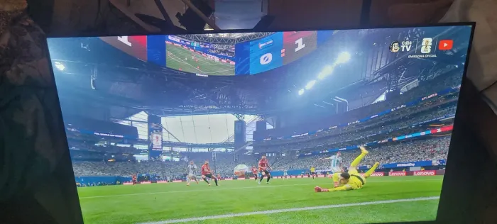 Tcl 43 polegadas televisão Android nova estou vendendo porque eu estou precisando din