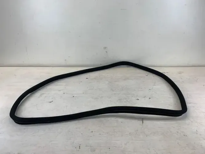 Borracha Porta Traseira Direita Mercedes C180 2011 2012