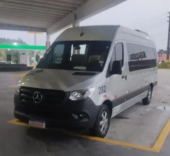 Mercedes-Benz Sprinter 417 Furgão Ext. L.t.a Die. (e6) 2024