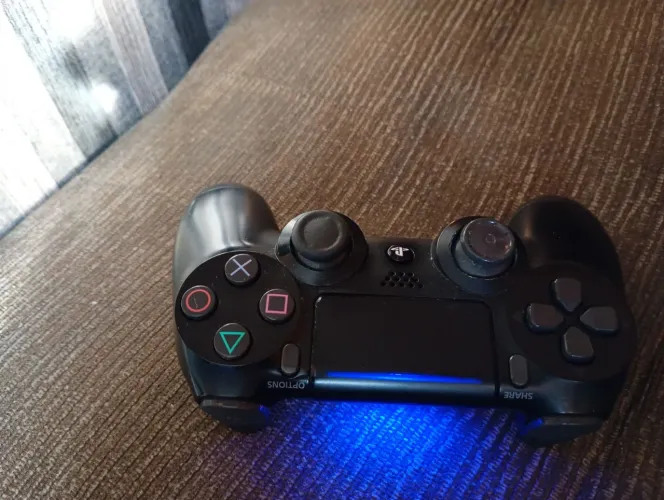 Controle ps4 original em ótimo estado