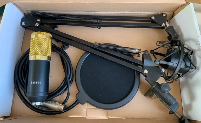 Kit microfone Bm800 + Pop Filter + Aranha + Braço Articulado