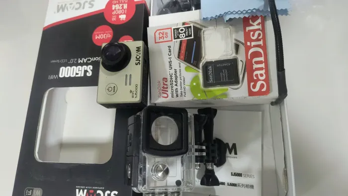 Câmera SJCAM Wi-fi SJ5000 Semi Nova C/ microfone Ideal VLOG Moto