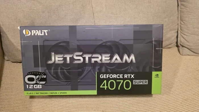Placa de video NVIDIA RTX 4070 SUPER PALIT TRIPLE FAN