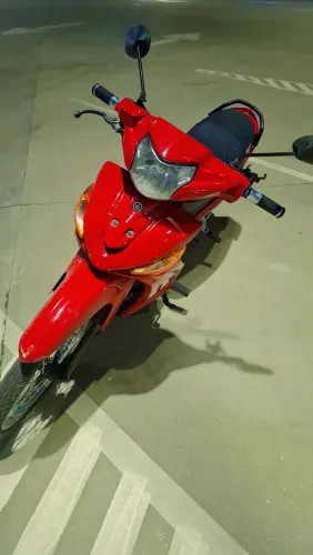 Moto muito conservada nova .. interessados pode chamar no whats *