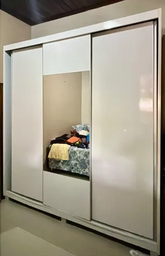 Guarda-roupa