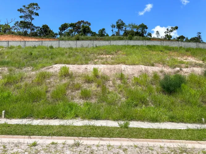 Terreno com vista para a Represa de São Pedro no Estrela do Lago para venda