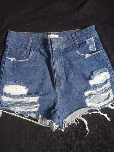 Short jeans marca TLF tamanho 42