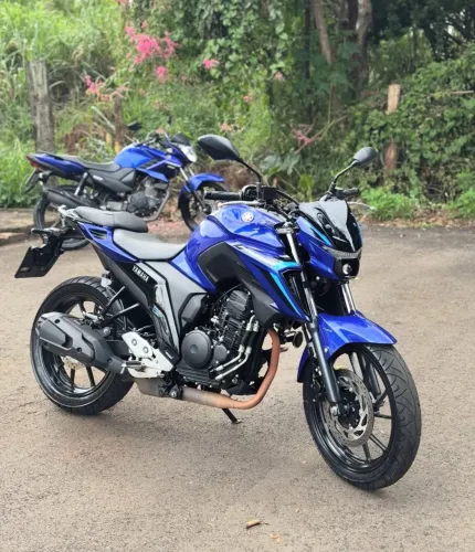 Yamaha FZ25 250 Fazer Connected 2025