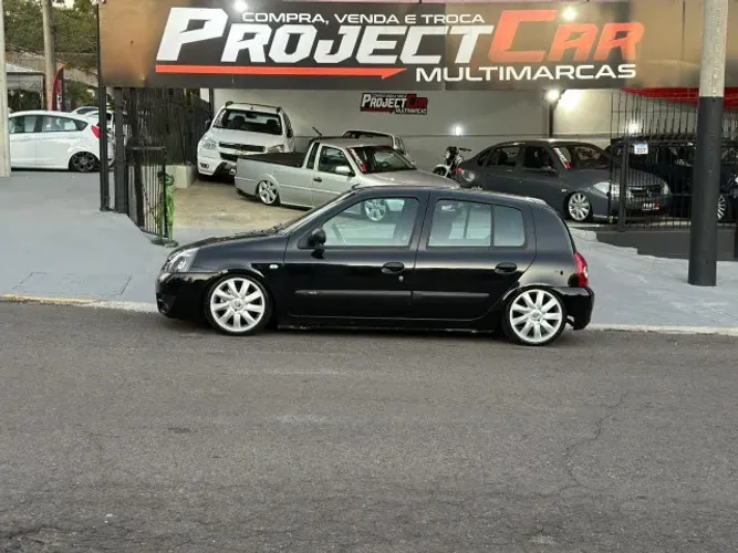 Renault Clio Hi-flex 1.0 16V 5P 2011