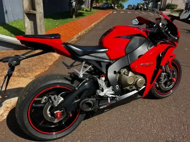 HONDA CBR 1000