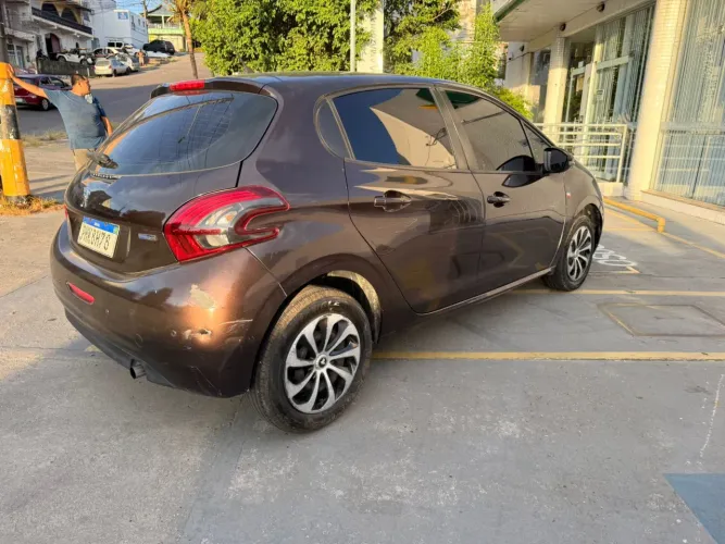 Peugeot 208 Active 1.2 Flex 12V 5P Mec. 2017
