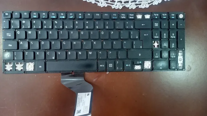 TECLADO ACER ASPIRE E5 (LER DESCRIÇÃO)