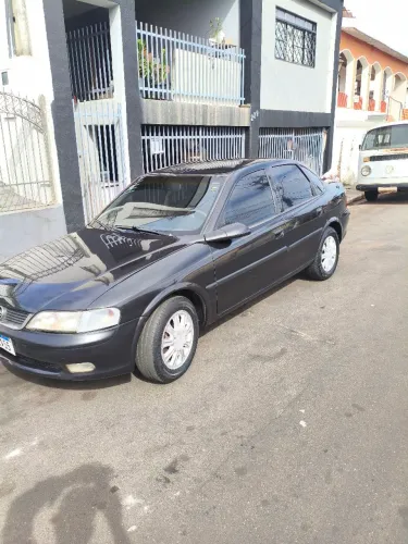 Chevrolet Vectra CD 2.2 16V / 2.0 16V Mec./aut. 1998