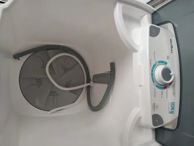 Tanquinho Britânia 220v