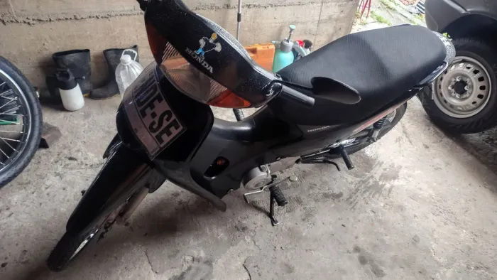 Moto muito nova