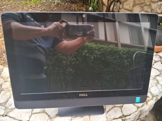 Monitor Dell  24 polegadas obs não ta ligando 