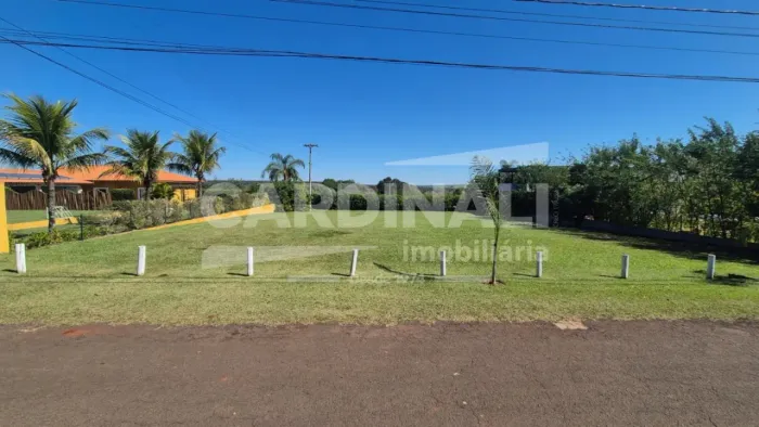 Terreno à Venda no Condomínio Vivenda do Broa - O Espaço Ideal para Lazer e Qualidade de V