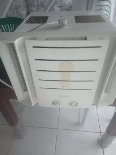Vendo um ar condicionado Springer de 7500 BTUS