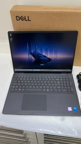 Notebook Dell 16 DC16250 i5 120u 512Gb SSD 8GB DDR5 RAM