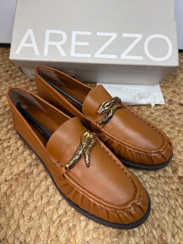 Mocassim em couro arezzo 37 (novo)