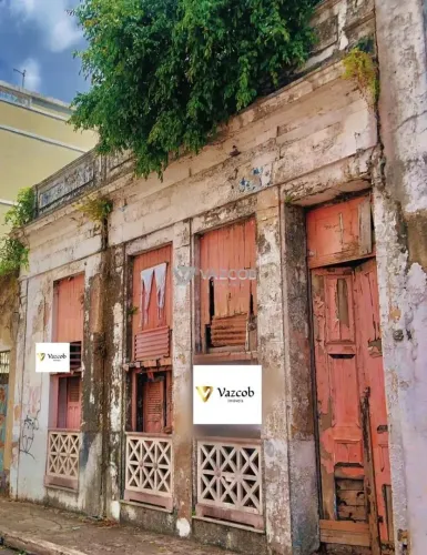 Terreno comercial localizado na Batista Campos
