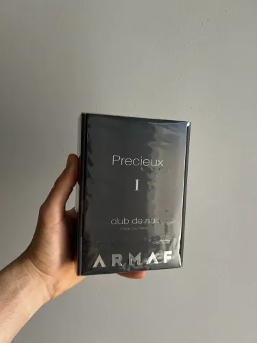 Perfume importado Club de nuit Precieux