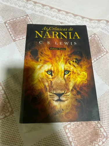 Livro As crônicas de Nárnia