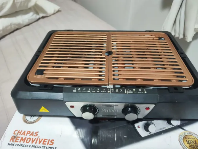 Churrasqueira elétrica Philco 1800w duplo controle