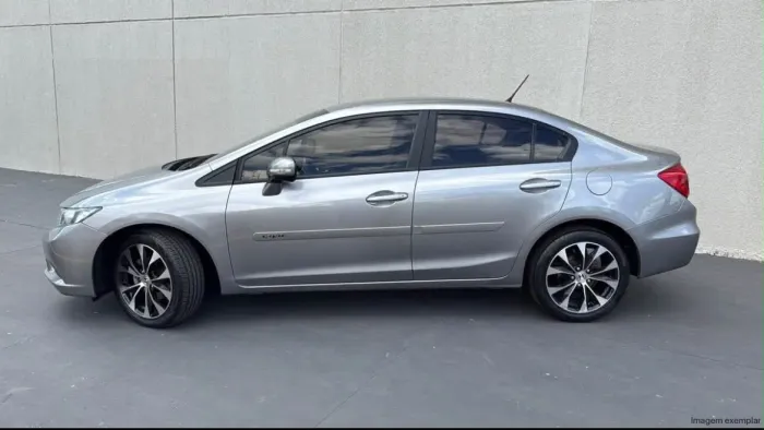 Honda Civic Sedan LXR 2.0 Flexone 16V Aut. 4P 2016