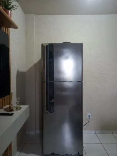 VENDO GELADEIRA ELECTROLUX R$1400