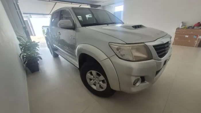 Toyota Hilux CD SRV D4-d 4X4 3.0 TDI Dies 2012