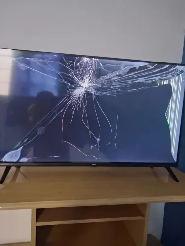 TV tcl tela quebrada...