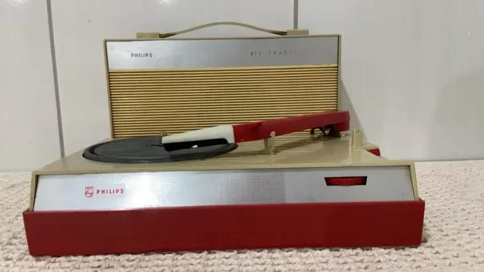 Vitrola Portátil Maleta Philips All Transistor Vintage Não Funciona