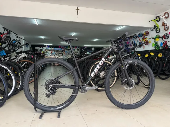 QUEIMÃO - BICICLETA ARO 29 CALOI EXPLORER SPORT C/ GARANTIA E NOTA FISCAL- SOMOS LOJA!