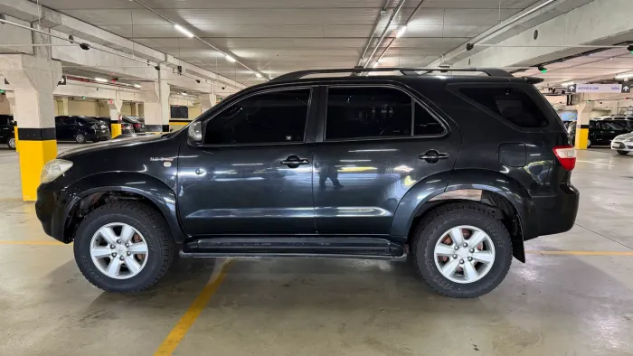 Toyota Hilux SW4 SRV D4-d 4X4 3.0 TDI Dies. AUT 2011