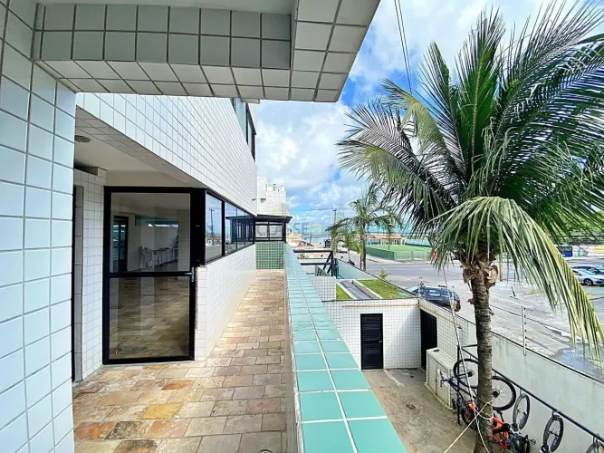 Apartamento com Vista Mar 2 Quartos em Candeias