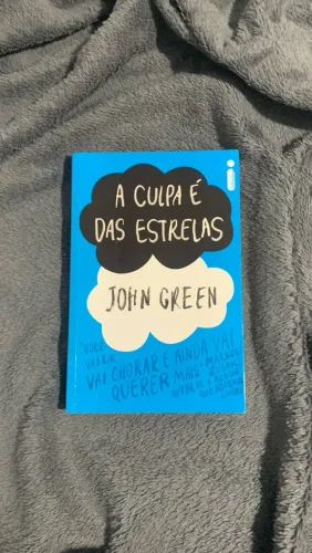 Livro a culpa é das estrelas