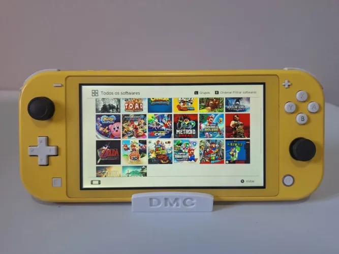 Nintendo Switch Lite Desbloqueado - Amarelo (288 Gb)