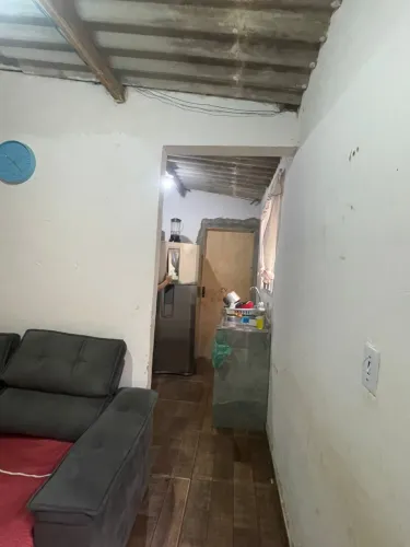 Vendo ou troco casa