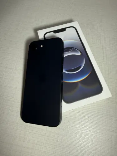 iPhone 16e 256GB