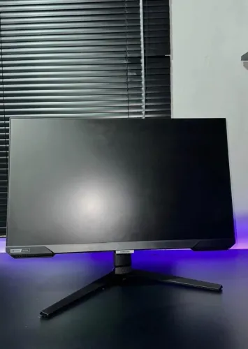 Monitor 240hz Samsung Odyssey g4 
