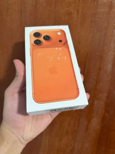 ? iPhone 17 Pro 512GB Laranja - Lacrado