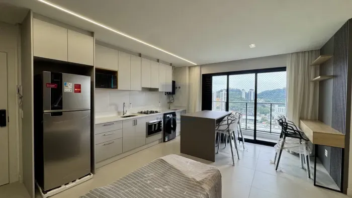 APARTAMENTO LOCAÇÃO 02 DORMITÓRIOS MOBILIADO NA PRAIA BRAVA