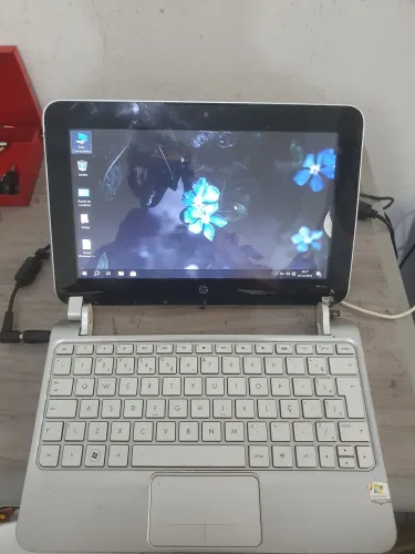Netbook hp mini 2010 com detalhes leia