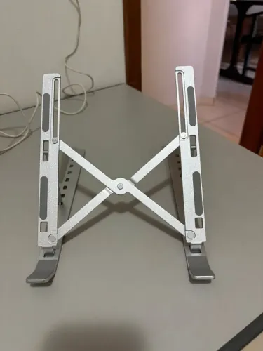 Suporte para notebook em metal