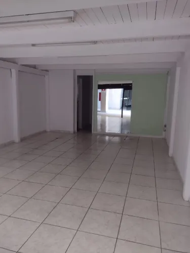 Locação/ Aluguel/ Alugo Loja Comercial no Barro Preto em BH com 65 metros quadrados